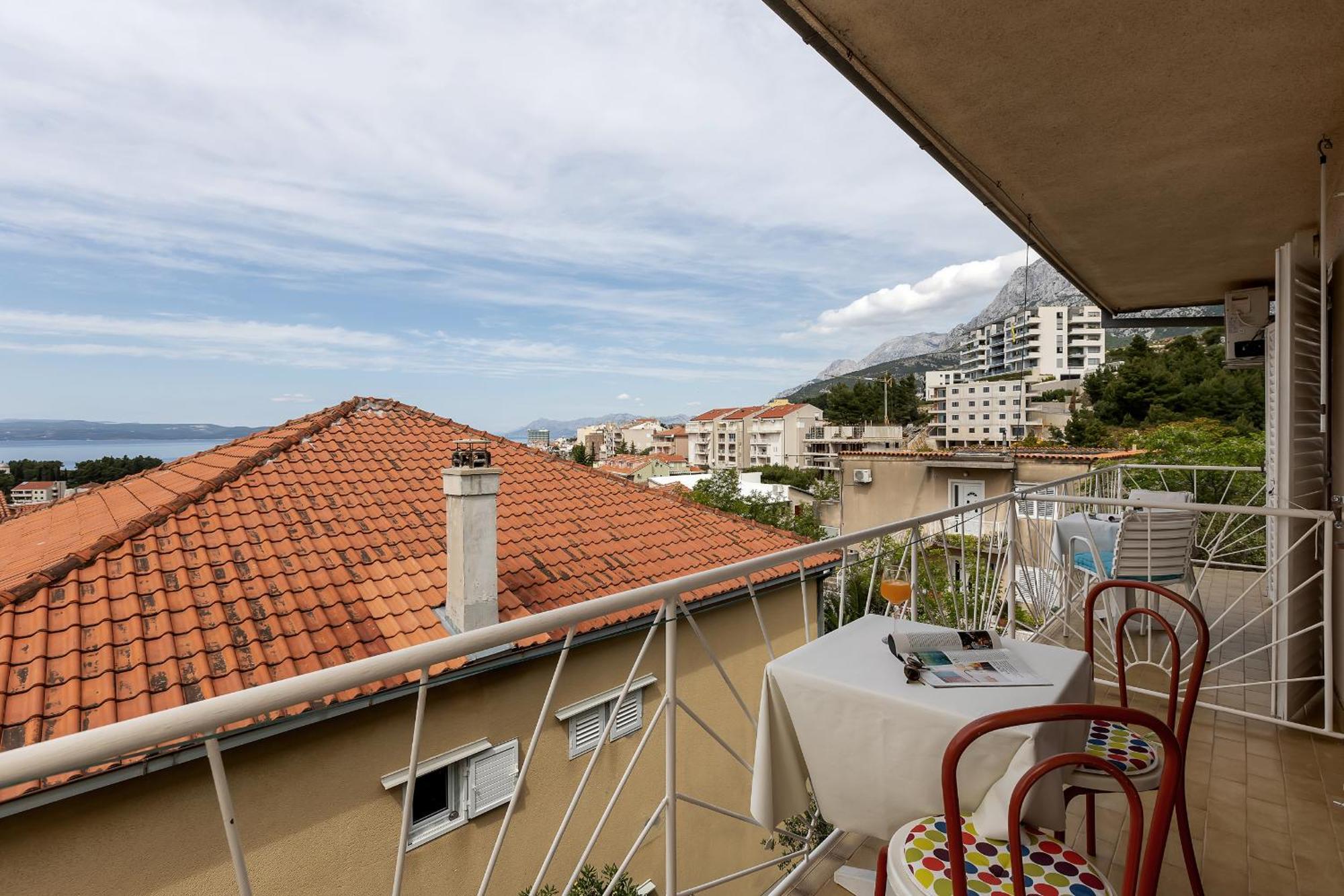 Apartment And Rooms Mila Makarska Exterior foto