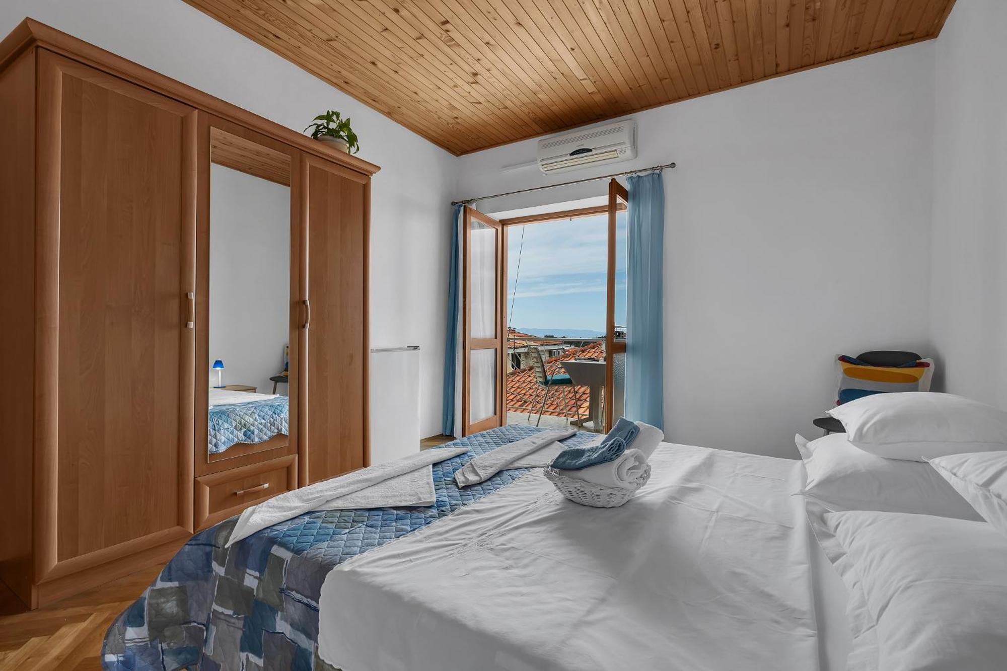 Apartment And Rooms Mila Makarska Exterior foto