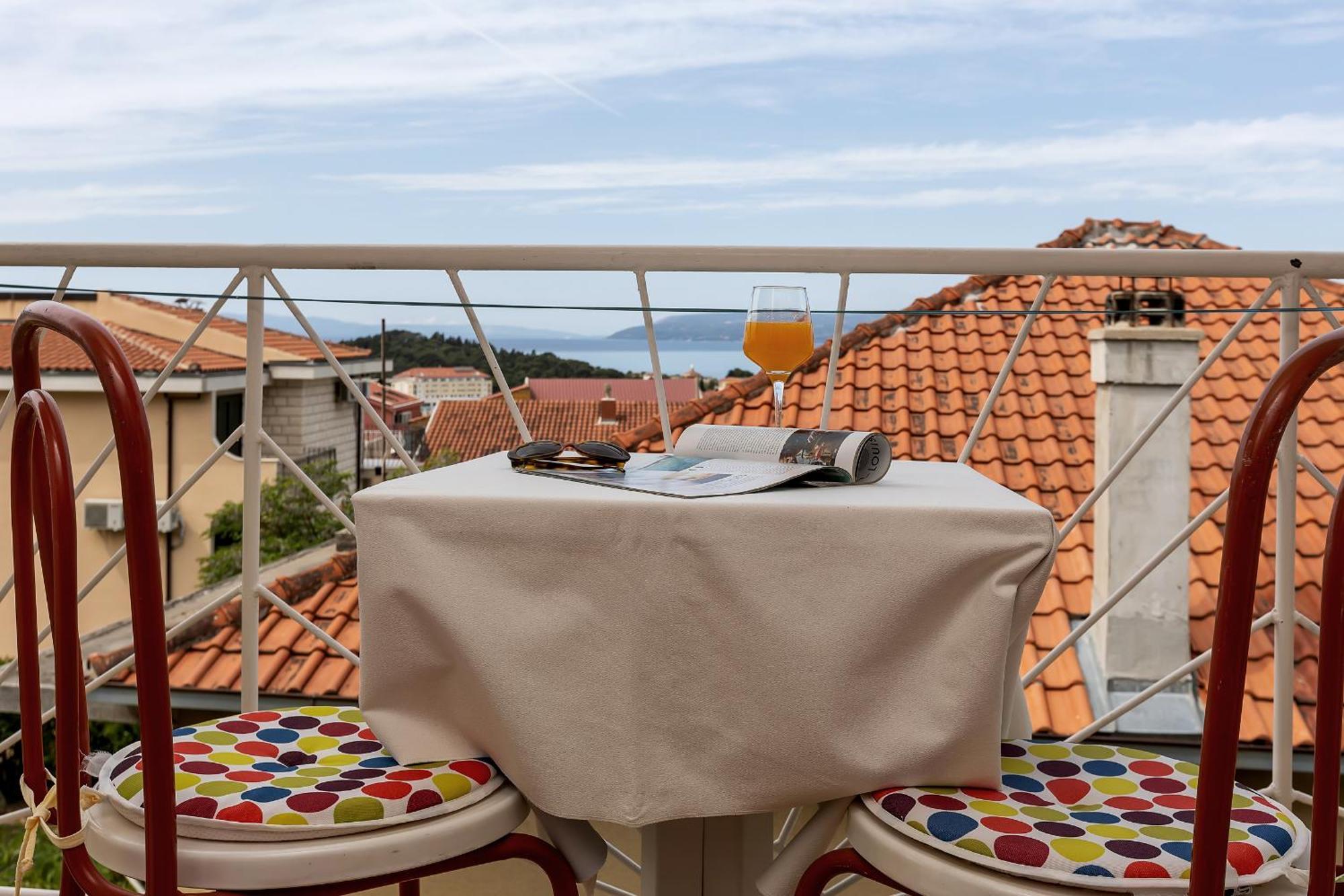 Apartment And Rooms Mila Makarska Exterior foto