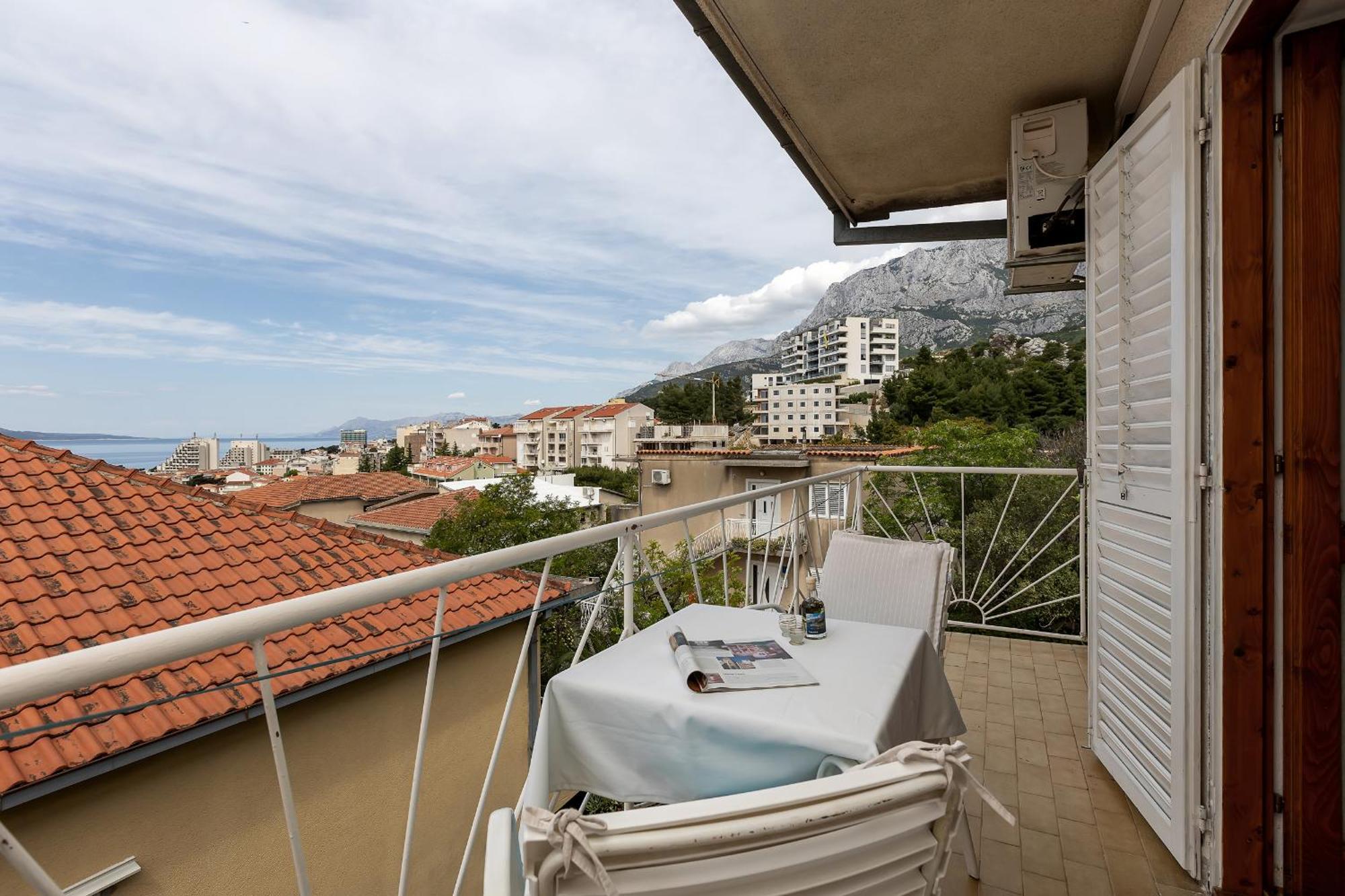 Apartment And Rooms Mila Makarska Exterior foto
