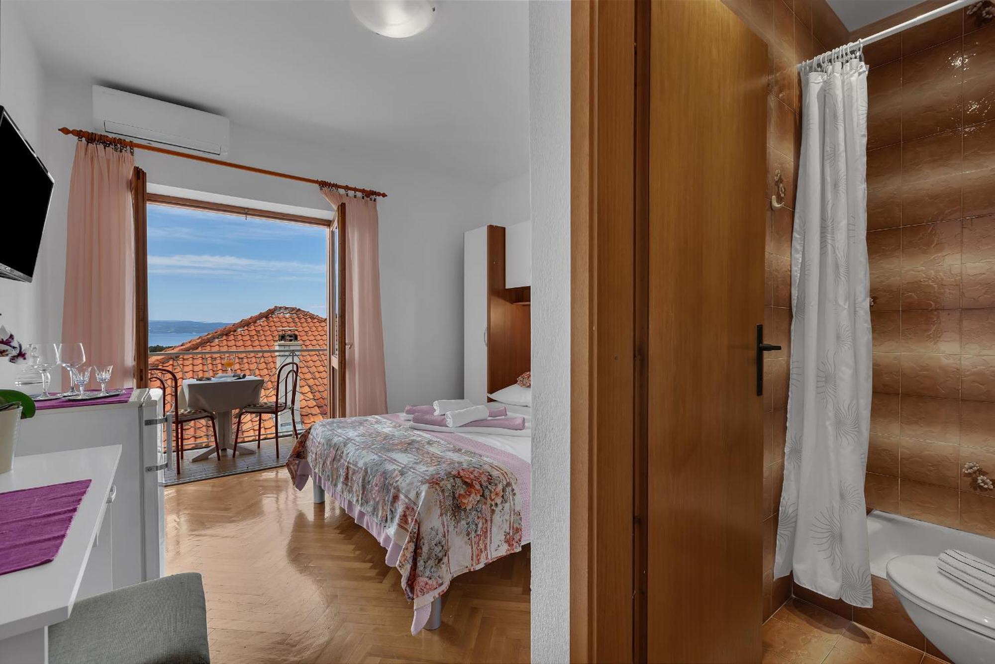 Apartment And Rooms Mila Makarska Exterior foto