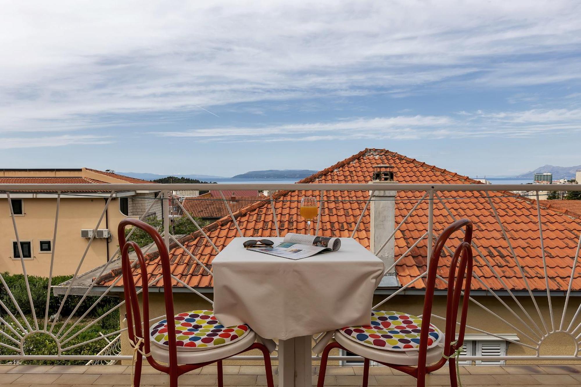 Apartment And Rooms Mila Makarska Exterior foto